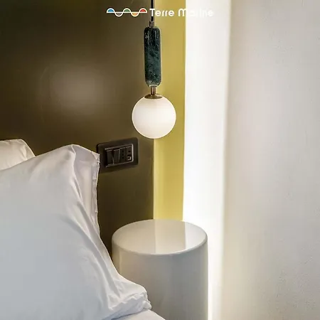 Jack's Tale, Terre Marine Apartamento